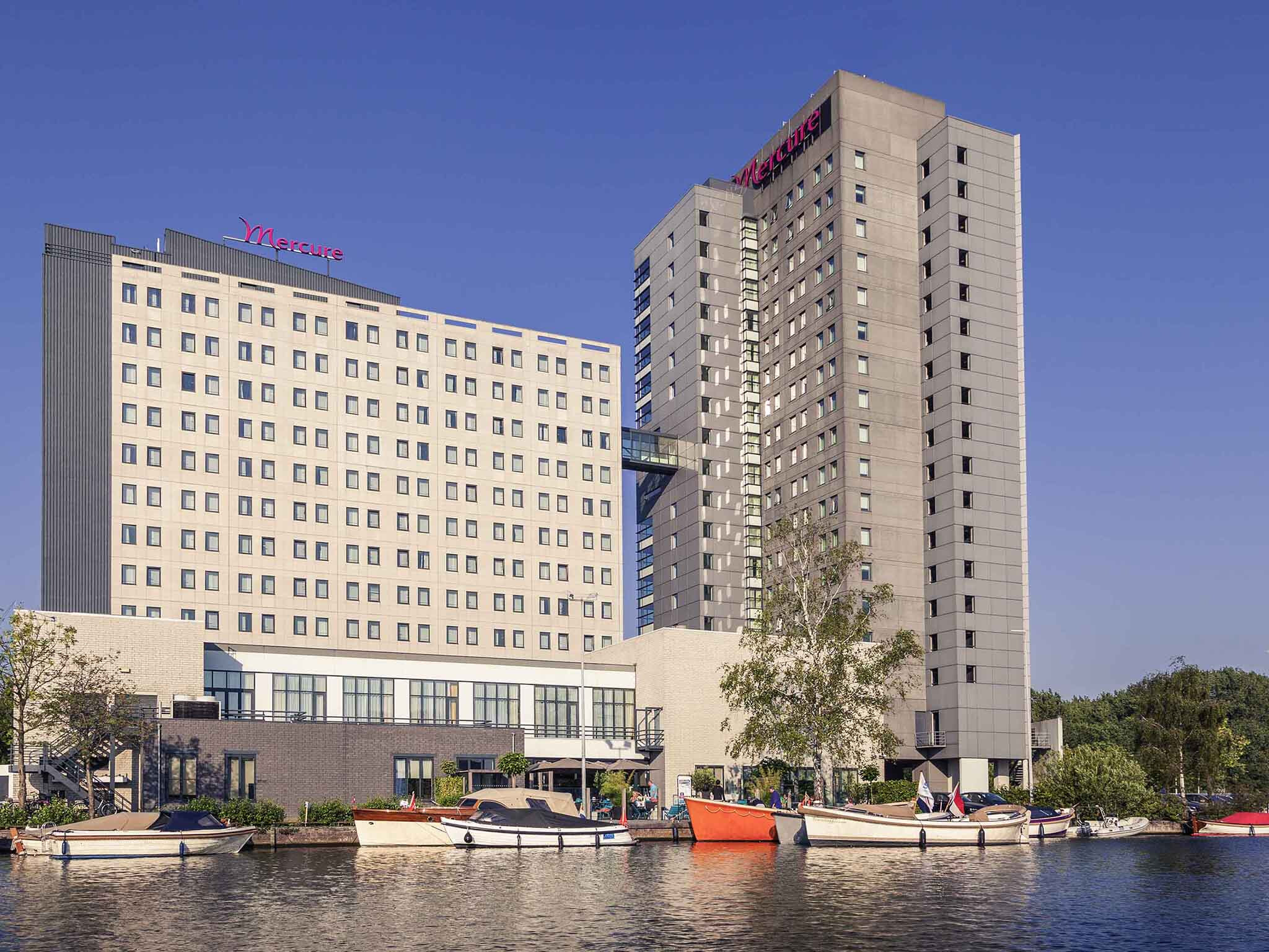 mercure city front 2